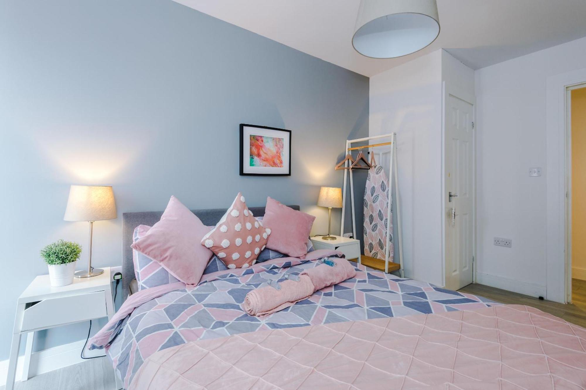 Opp Liverpool - Perfect For Contractors And Travellers, Big Savings Booking 4 Nights Or More! Apartment Cameră foto